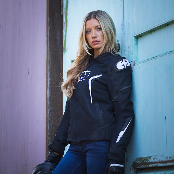 oxford_ladies_textile_jacket_omega-1.0_air_black-white_lifestyle3.jpg