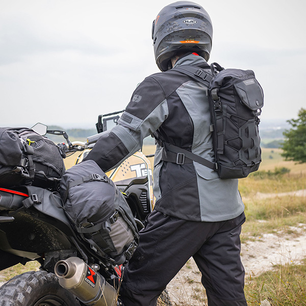 oxford_luggage_atlas_b-10-advanced-backpack_detail5.jpg