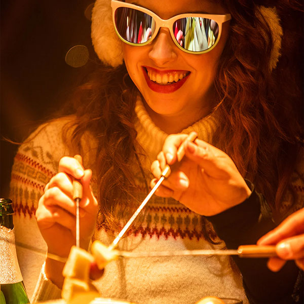pit-viper_sunglasses_the-bonaire-breeze_fondue_lifestyle3.jpg