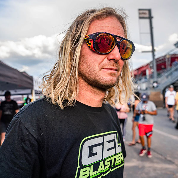 pit-viper_sunglasses_the-combustion-exciter_lifestyle2.jpg