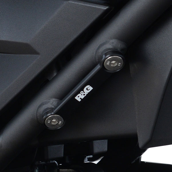 r&gracing_plasitc_blankingplates_ninja400250_black.jpg