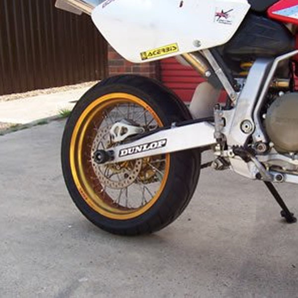 r-and-g_swingarm-protectors_yamaha_wr-250-450_honda_xr-650-r.jpg