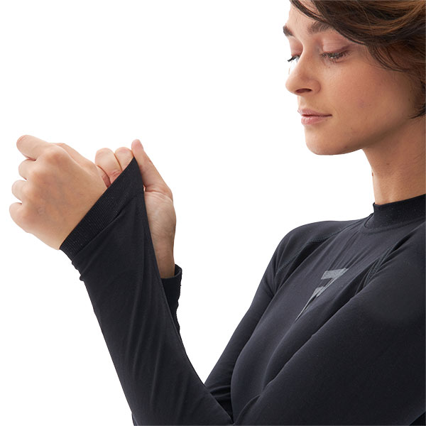 rebelhorn_base-layers_bodysuit_ladies_freeze-ii-long-sleeve_black_detail5.jpg