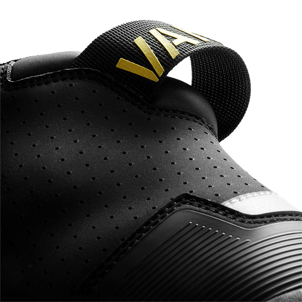 rebelhorn_boots_ladies_vandal-ii_black-gold_detail7.jpg