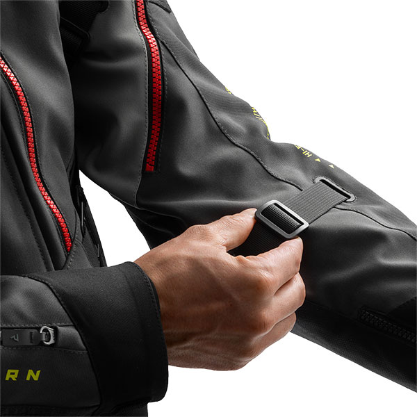 rebelhorn_jacket_textile_hardy-3-0_anthractite-grey-red_detail4.jpg