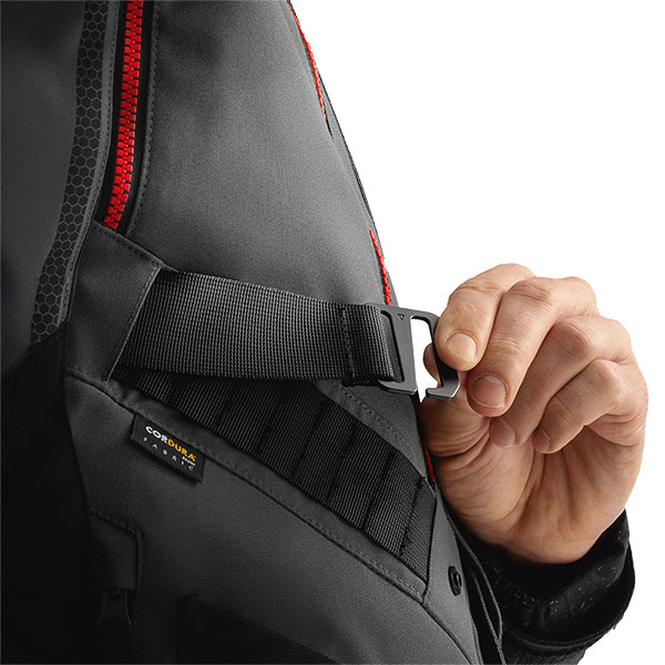 rebelhorn_jacket_textile_hardy-3-0_anthractite-grey-red_detail6.jpg