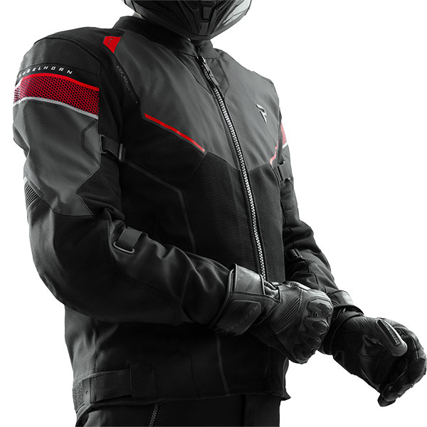 rebelhorn_jacket_textile_hiflow-v_black-grey-red_detail2.jpg