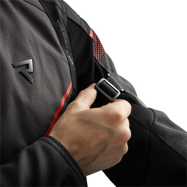 rebelhorn_jacket_textile_hiflow-v_black-grey-red_detail6.jpg