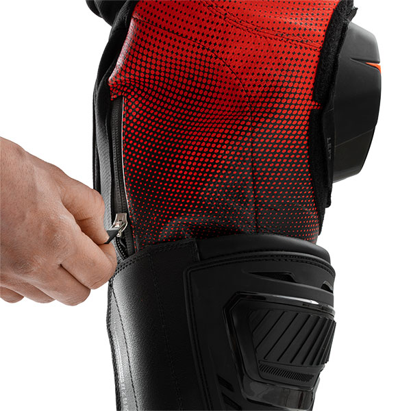rebelhorn_trousers_leather_inferno_black-fluo-red_detail5.jpg
