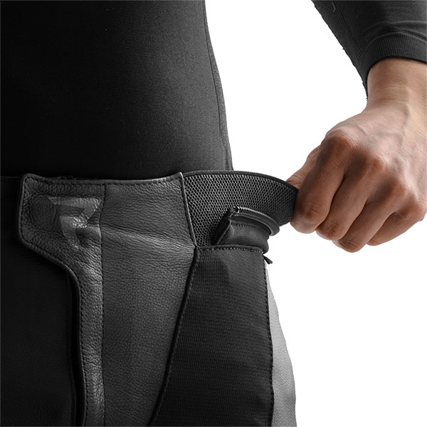 rebelhorn_trousers_leather_inferno_black_detail6.jpg