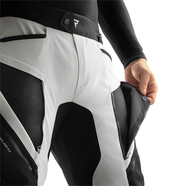 rebelhorn_trousers_textile_hardy-3-0_black-grey_detail2.jpg