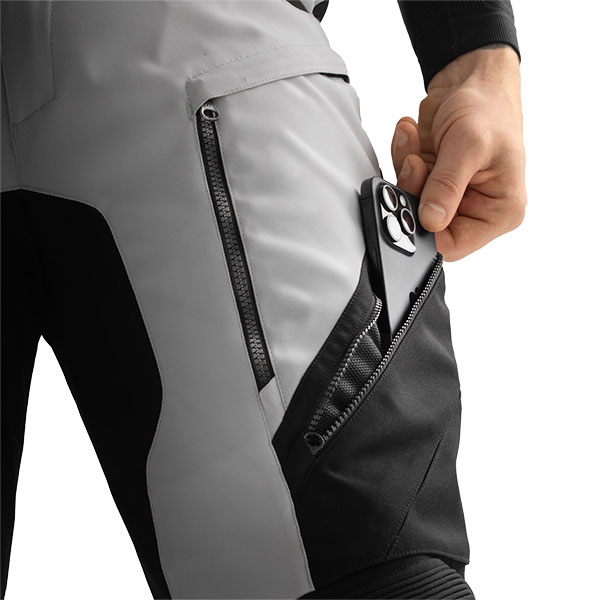 rebelhorn_trousers_textile_hardy-3-0_black-grey_detail5.jpg