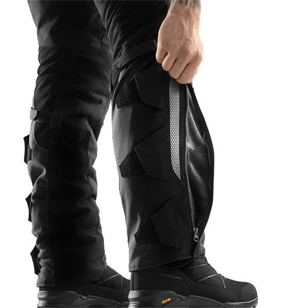 rebelhorn_trousers_textile_hardy-3-0_black_detail3.jpg