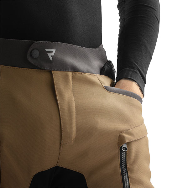 rebelhorn_trousers_textile_hardy-3-0_desert-grey-red_detail9.jpg