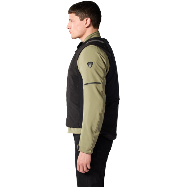 rev-it_body-armour_avertum-tech-air_detail3.jpg