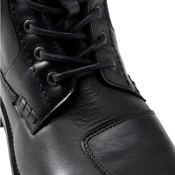 revit_boots-leather_portland_black_detail6.jpg
