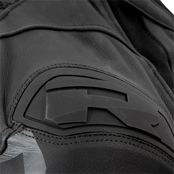 richa_jackets_leather_stradale_black-black_detail5.jpg