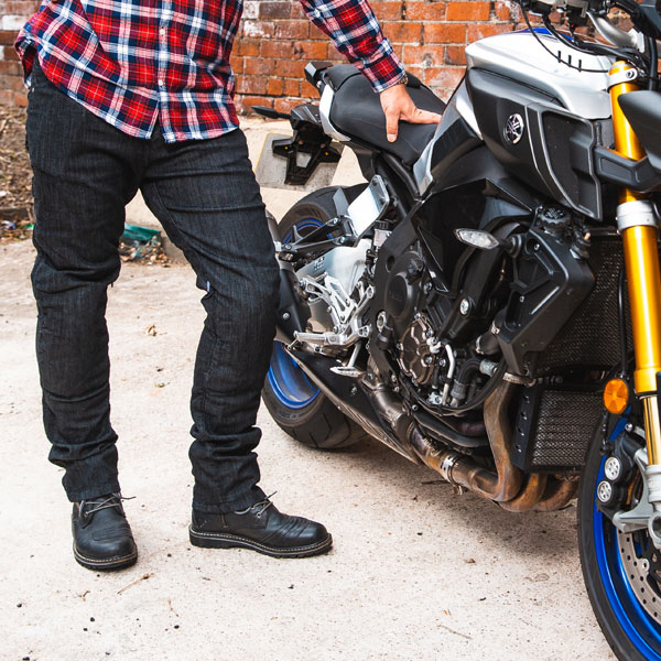 route-one_jeans-aramid_cranford_black_lifestyle1.jpg