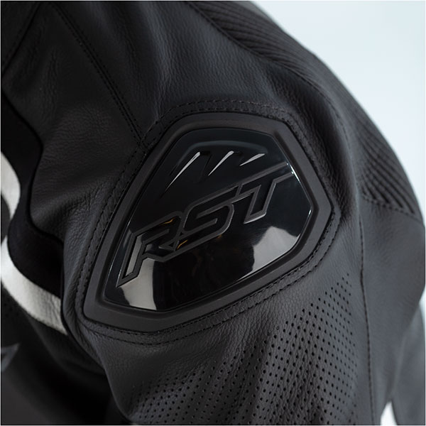 rst_jacket_leather_sabre-airbag_white_detail3.jpg