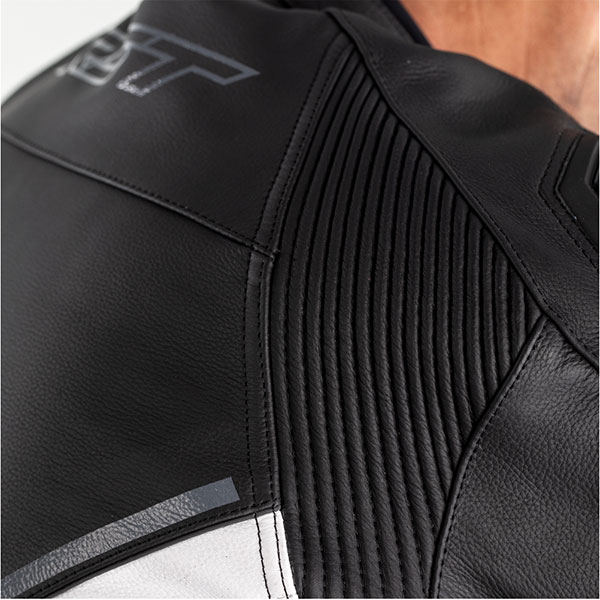 rst_jacket_leather_sabre-airbag_white_detail4.jpg