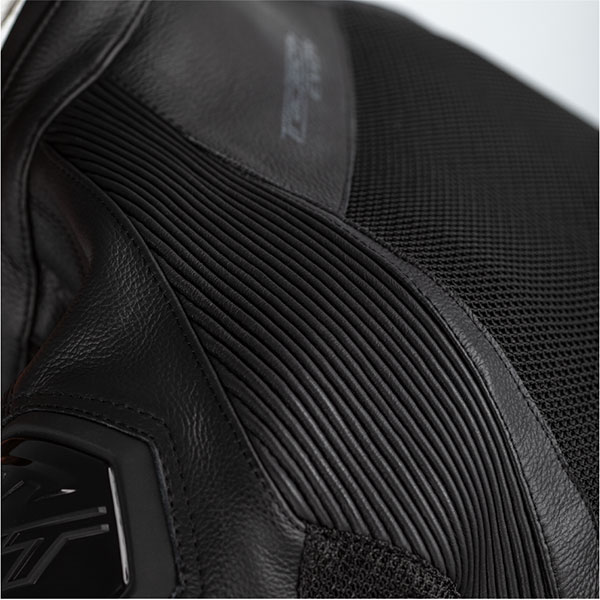 rst_jacket_leather_tractech-evo-4-mesh_black_detail5.jpg