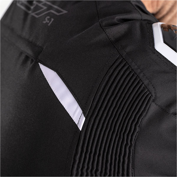 rst_jacket_textile_s-1_black-black-white_detail5.jpg
