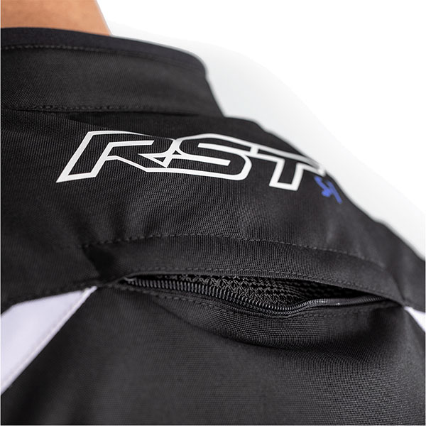 rst_jacket_textile_s-1_black-white-blue_detail2.jpg
