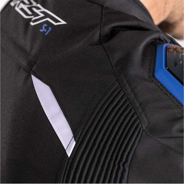 rst_jacket_textile_s-1_black-white-blue_detail5.jpg