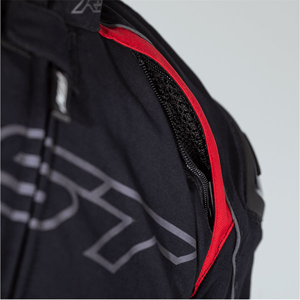 rst_jacket_textile_sabre-airbag_black-white-red_detail4.jpg