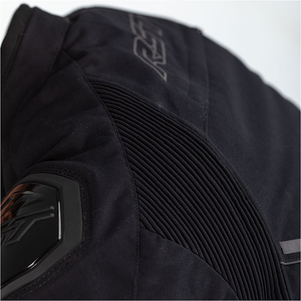 rst_jacket_textile_sabre_black_detail6.jpg
