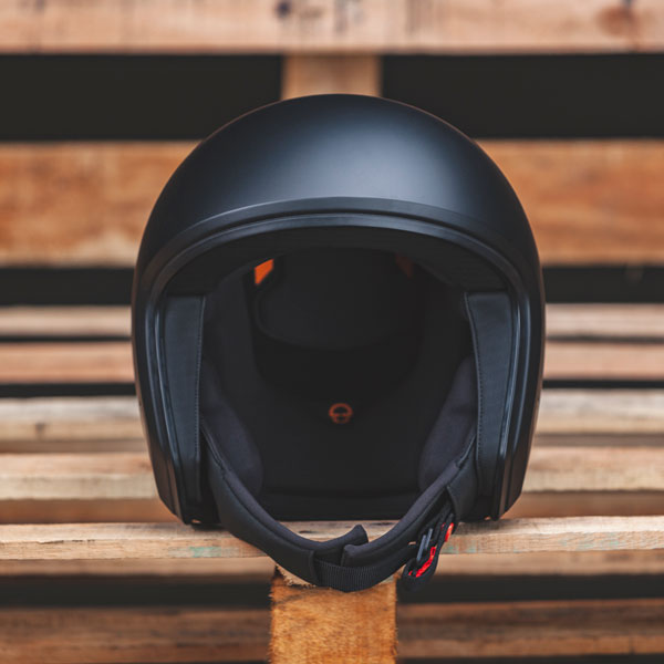Schuberth O1 - Matt Black - FREE UK 