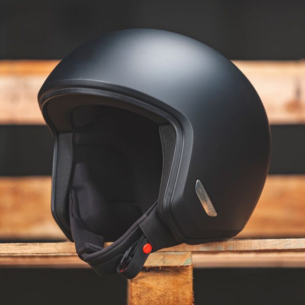Schuberth O1 - Matt Black - FREE UK 