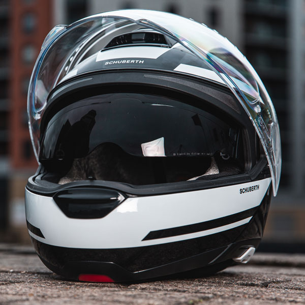 Schuberth c4 pro hot sale carbon tempest white