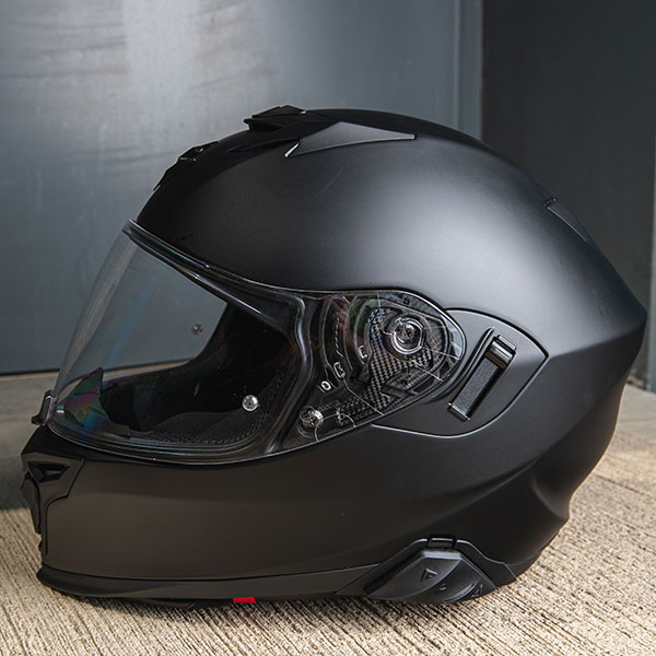 scorpion_helmet_exo-520-air-tech_matt-black_lifestyle-8.jpg