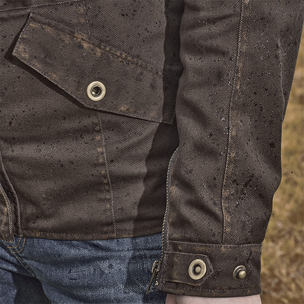 segura_textile-jackets_ladies-tabata_brown_lifestyle2.jpg
