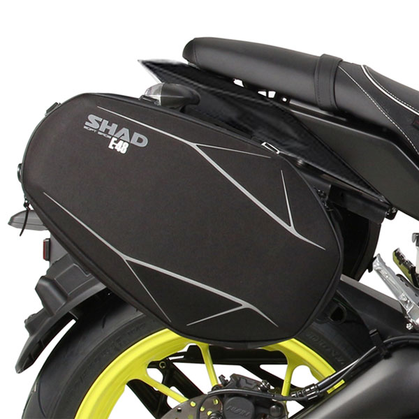 shad_fitting-kit_soft-bag_y0mt97se_detail3.jpg