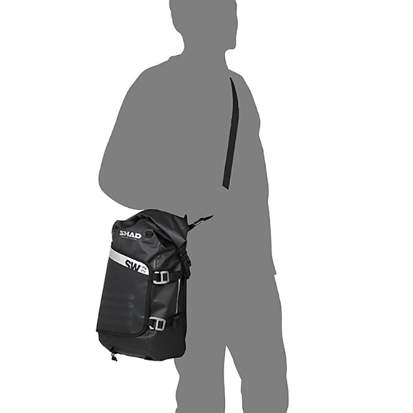 shad_soft-luggage_tank-bag_sw22_x0sw22_detail3.jpg