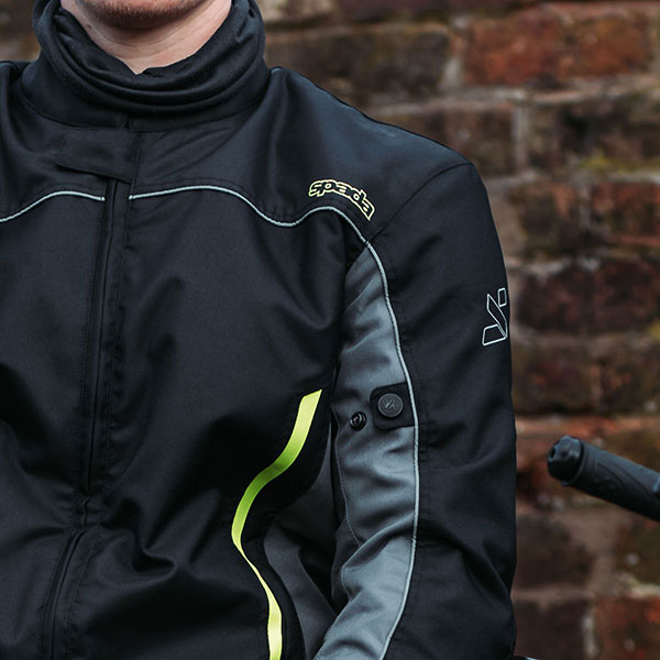 spada-pace-textile-jacket-black-fluo-yellow_detail2.jpg