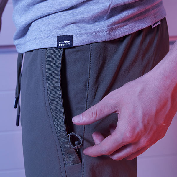 spidi_textile-trousers_moto-jogger-textile-trousers_military-green_lifestyle3.jpg