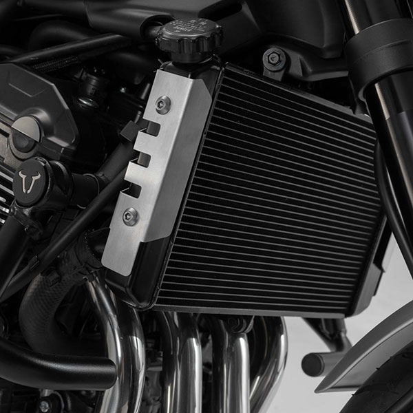 Image of SW Motech Silver Radiator Guard - Kawasaki Z900RS / Cafe (17-)
