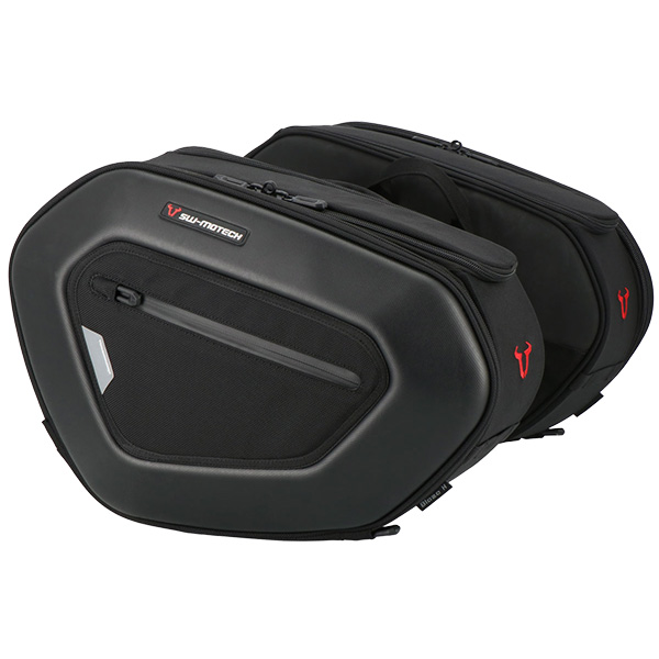 sw-motech_blaze-h-saddlebags_triumph-trident-660.jpg