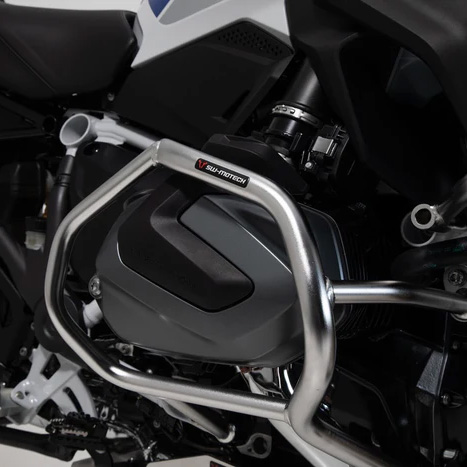 sw-motech_crash-protection_crash-bars_silver_bmw-r1250-gs-r-rs_detail1.jpg