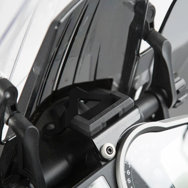sw_motech_bike_specific_gps_mount_ktm_1290_super_adventure_detail1.jpg