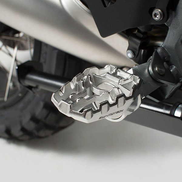 R1200gs foot pegs top