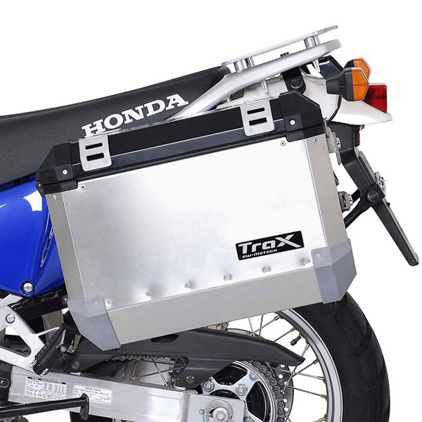 sw_motech_evo_side_carriers_honda_xrv_750_africa_twin_92-03_detail1.jpg