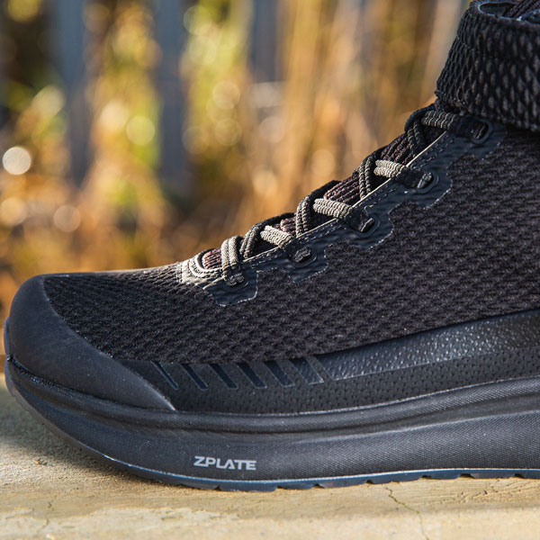 tcx_boots_firegun-2_black_lifestyle7.jpg