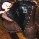 alpinestars-leather_boots_camargue-v2_brown_lifestyle4.jpg