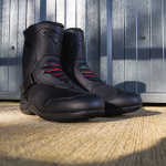alpinestars_boots-textile_ridge-v2-waterproof_black_lifestyle10.jpg