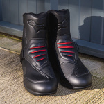 alpinestars_boots-textile_ridge-v2-waterproof_black_lifestyle3.jpg