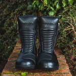 armr-moto_textile-boots_owara-2_black_lifestyle2.jpg